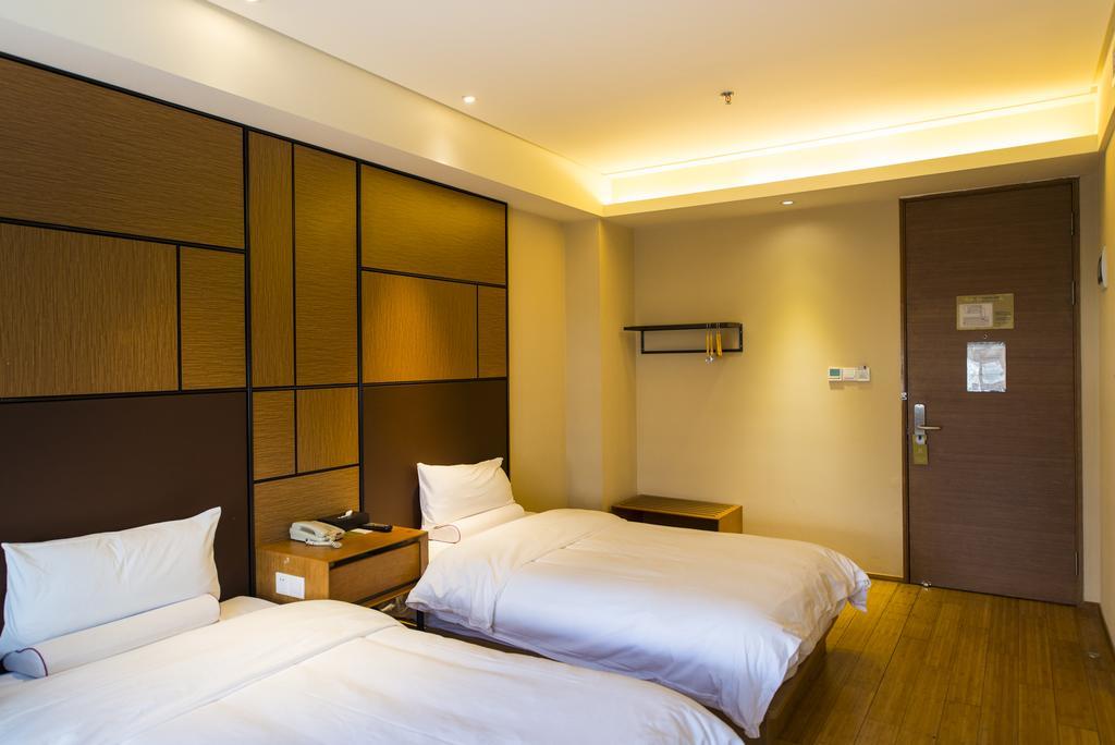 Ji Hotel Shanghai Hongqiao Jinhui Road Exteriör bild