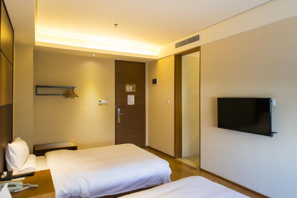 Ji Hotel Shanghai Hongqiao Jinhui Road Exteriör bild